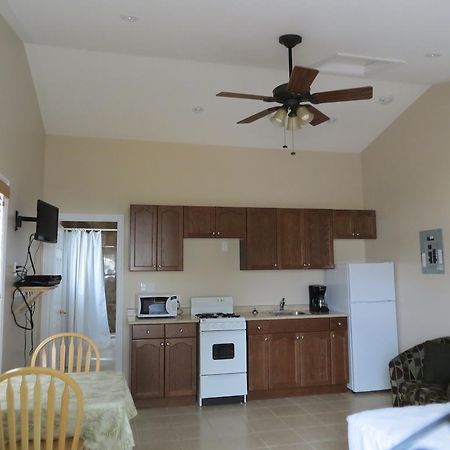 Halls Cottages Honey Harbor 외부 사진