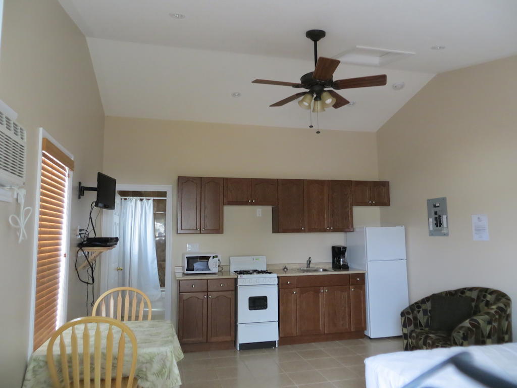 Halls Cottages Honey Harbor 외부 사진
