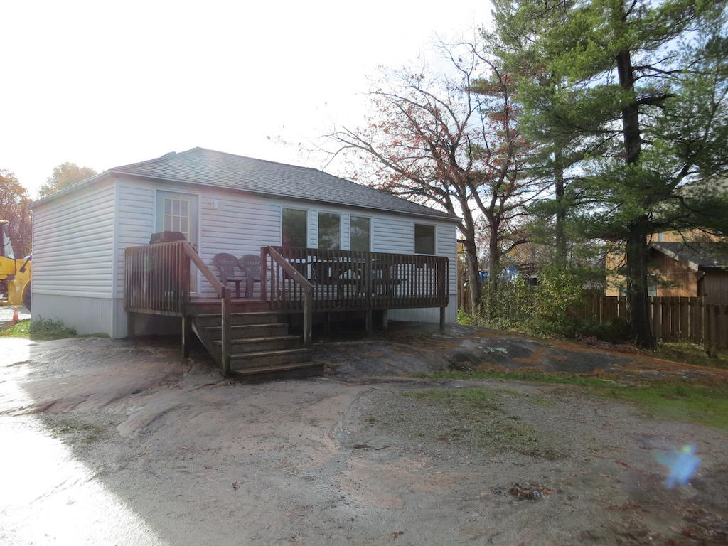 Halls Cottages Honey Harbor 객실 사진